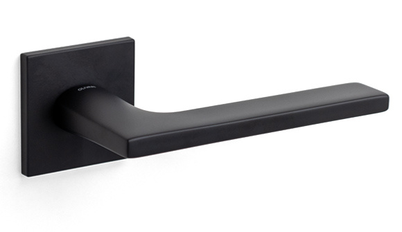 LOTUS Q Mat Black