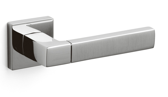 PLANET Q Bright/Satin Chrome