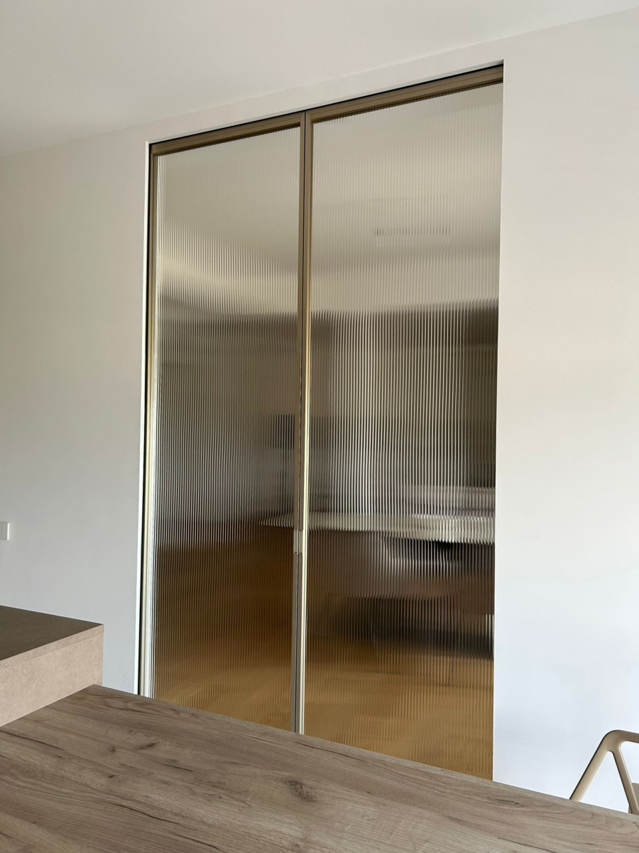 SHINE Oro spazzolato + Flutes glass (ARREDA)