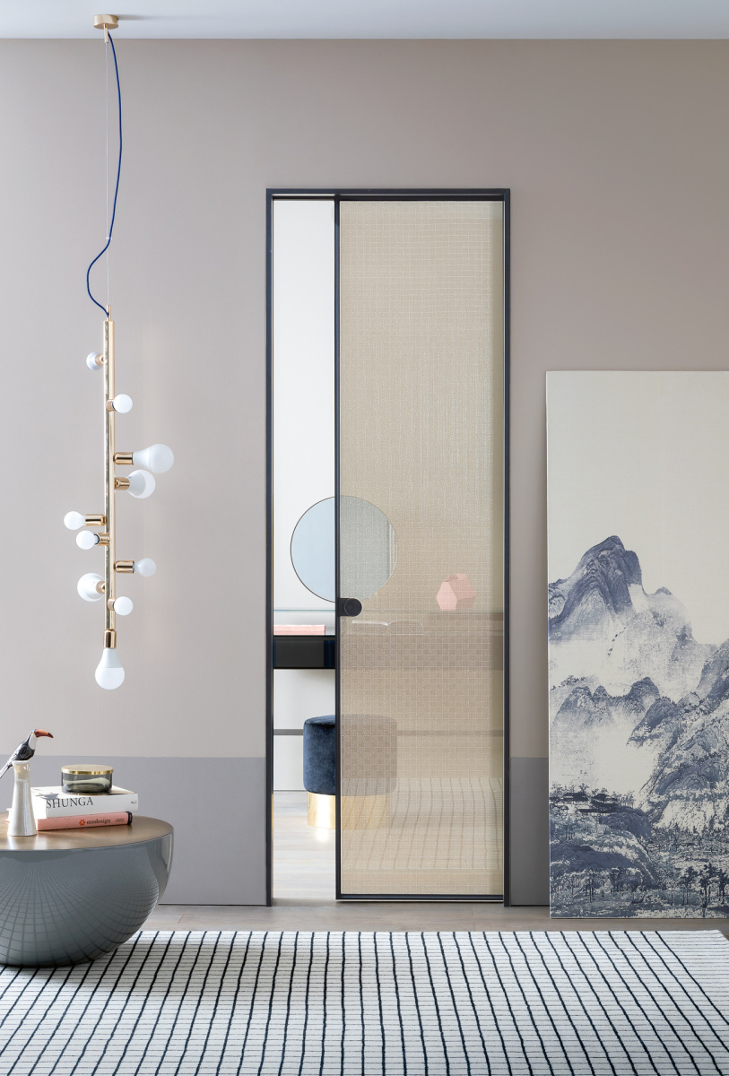 L7 posuv rám Black + sklo Marks Extraclear Satinated (Lualdi)