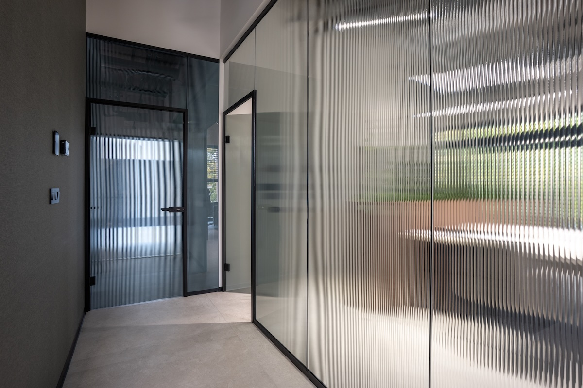 Palermo black + Flutes gray