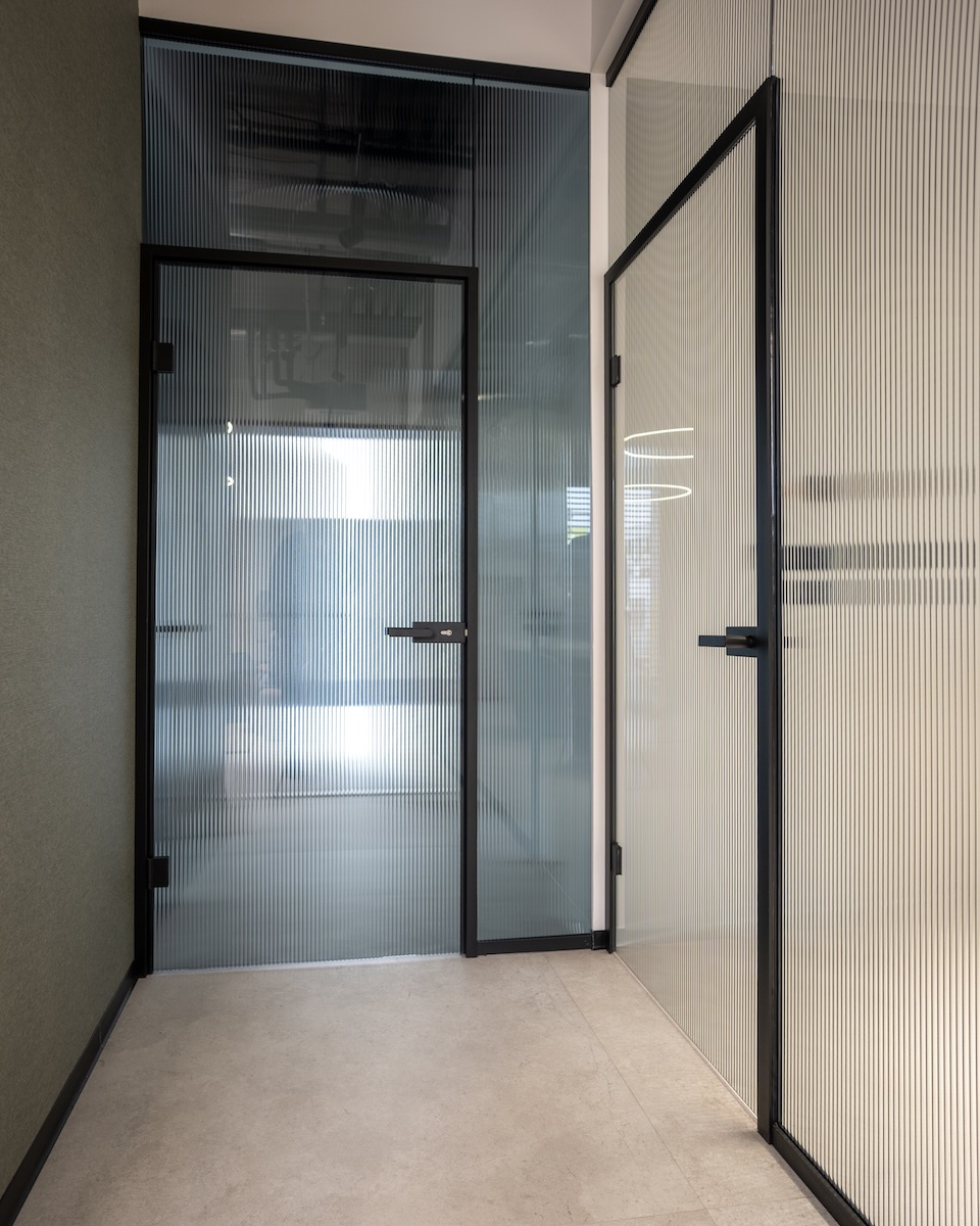 Palermo black + Flutes gray